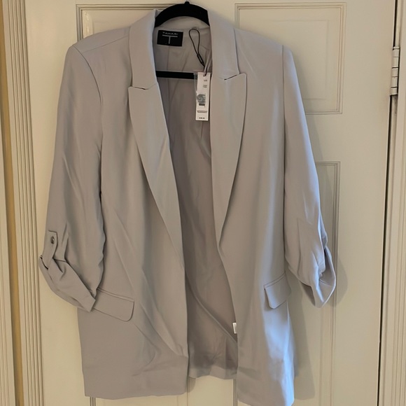 NWT Tahari Cuffed Sleeves Open Front Blazer in Stone/ Light Gray in size Large - Picture 3 of 9